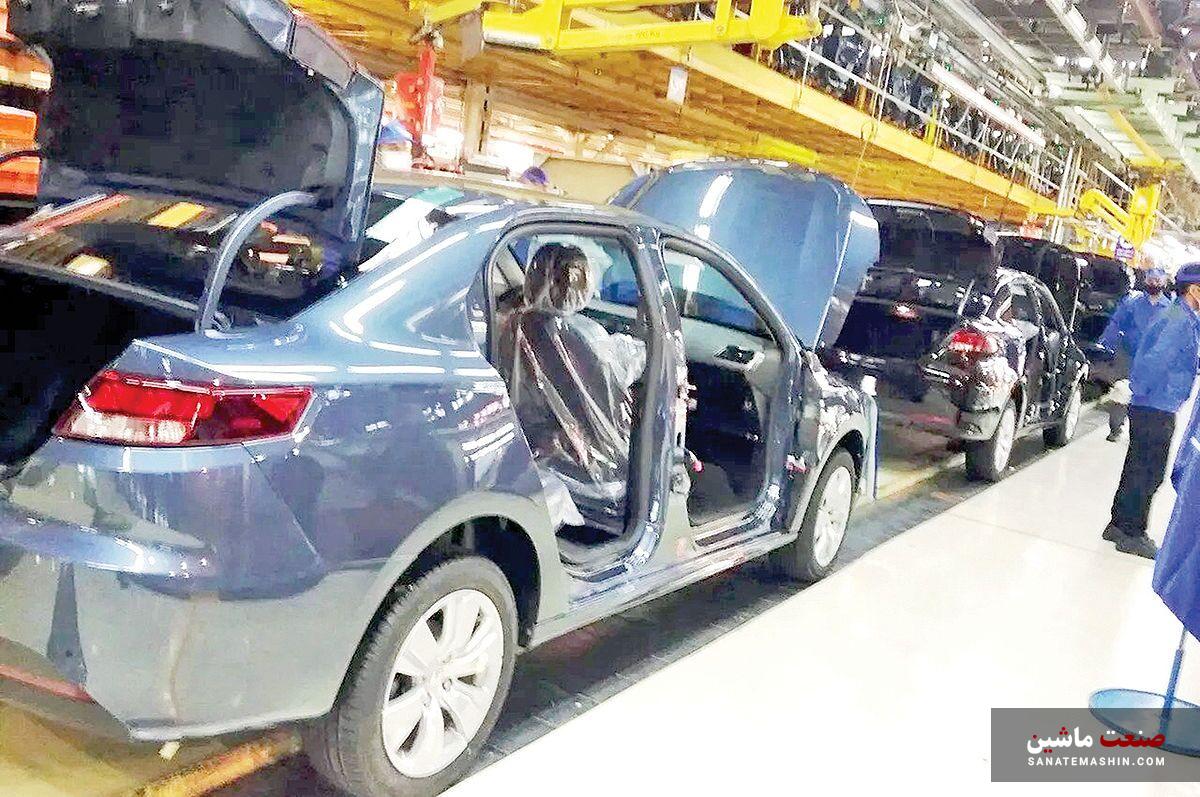 افت ماهانه تولید ایران خودرو/ رشد تولید در سایپا و پارس خودرو