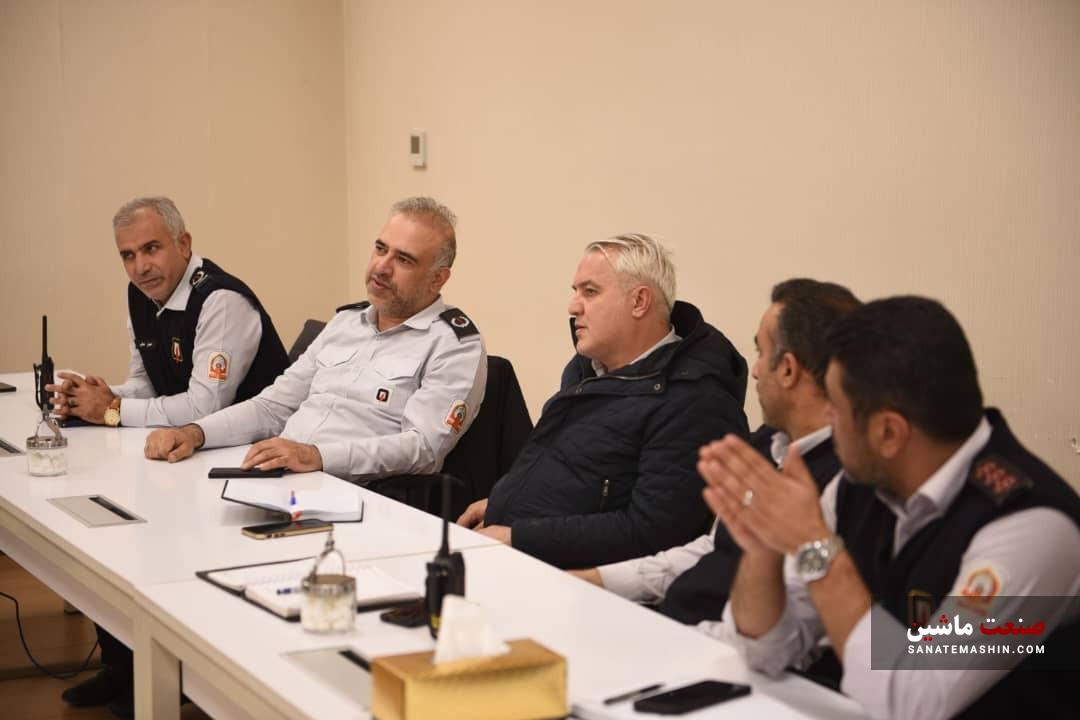 نشست آموزشی ماموت خودرو و سازمان آتش نشانی تهران