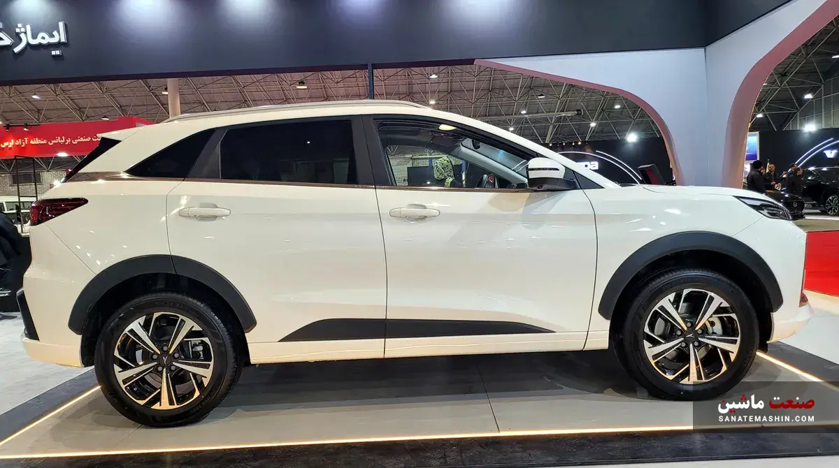 نمایش KMC SR6 ؛ لوکس ترین کراس اوور کرمان موتور در تبریز +تصاویر نمایش KMC SR6 ؛ لوکس ترین کراس اوور کرمان موتور در تبریز +تصاویر