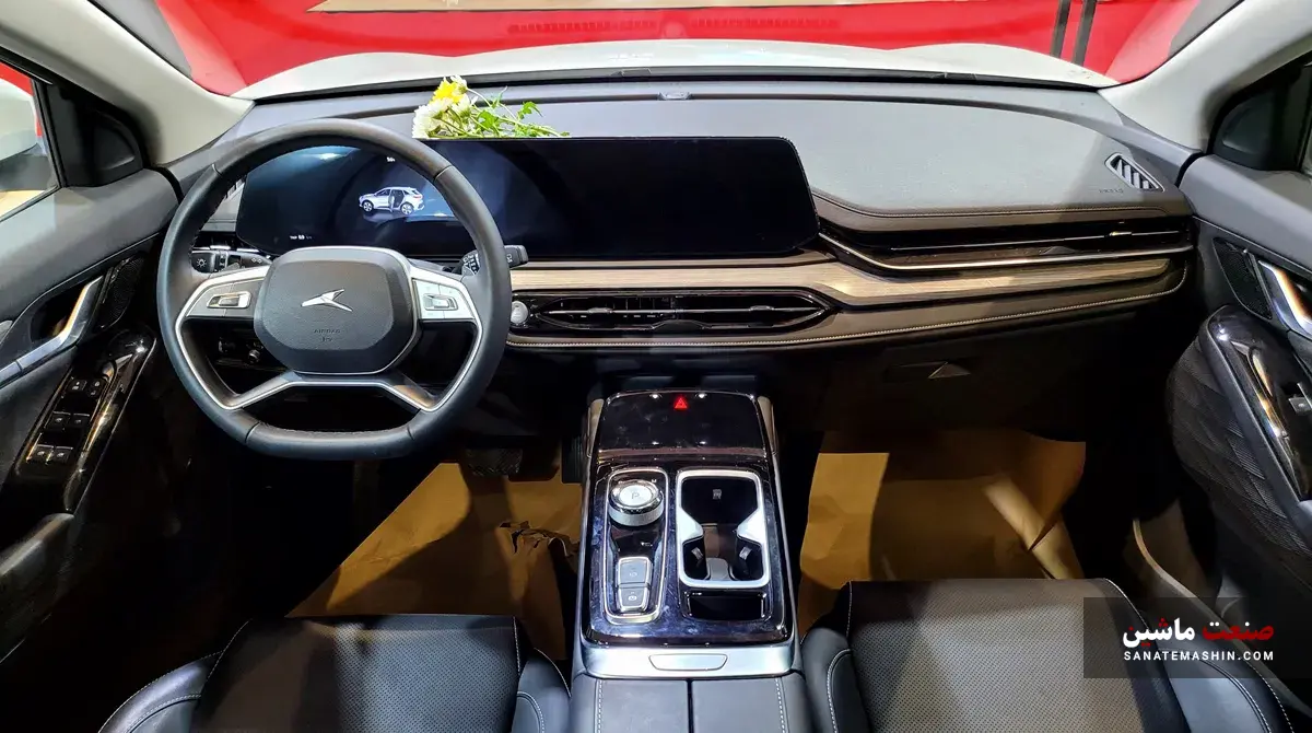 نمایش KMC SR6 ؛ لوکس ترین کراس اوور کرمان موتور در تبریز +تصاویر نمایش KMC SR6 ؛ لوکس ترین کراس اوور کرمان موتور در تبریز +تصاویر