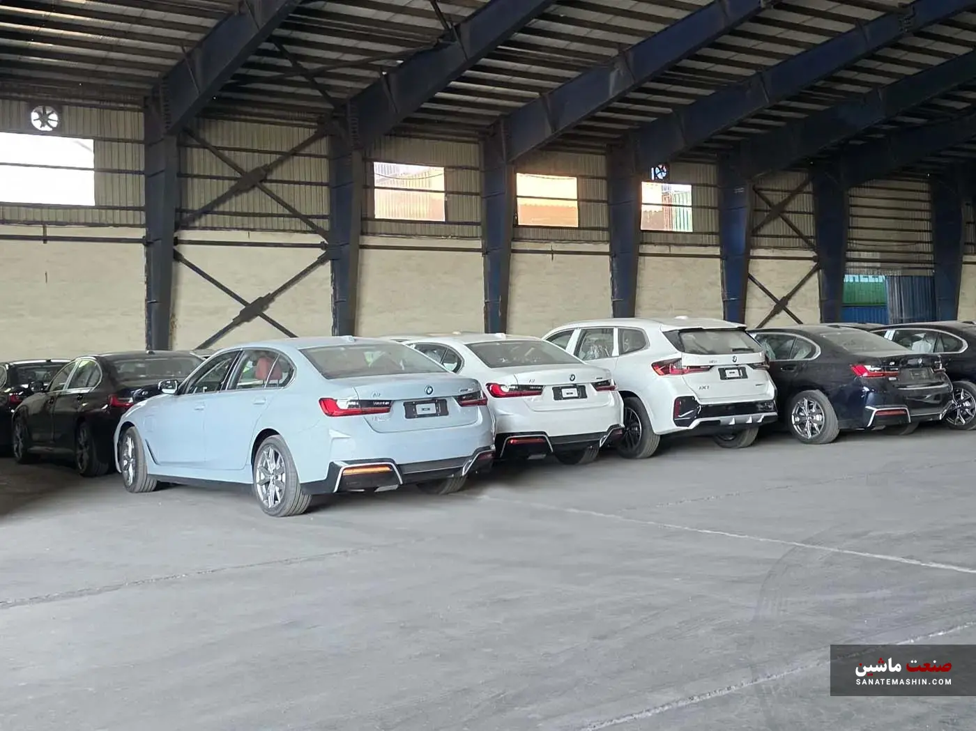 ورود محموله خودروهای ب ام و برقی پرشیا خودرو به گمرکات کشور +تصاویر ورود محموله خودروهای ب ام و برقی پرشیا خودرو به گمرکات کشور +تصاویر