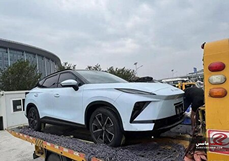 اومودا C5 PHEV فیس لیفت شکار شد +تصاویر