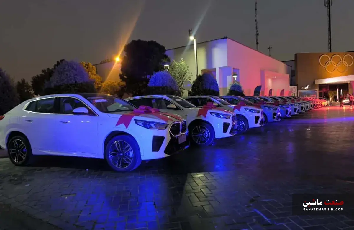 خودروی BMW مدل ۲۰۲۵ زیر پای مدافعان وطن خودروی BMW مدل ۲۰۲۵ زیر پای مدافعان وطن