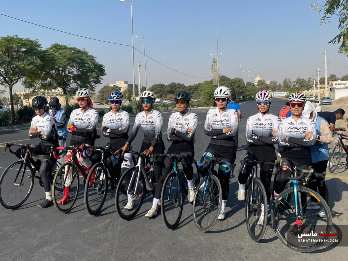 قهرمانی و رکورد شکنی برای بانوان دوچرخه سوار کرمان موتور قهرمانی و رکورد شکنی برای بانوان دوچرخه سوار کرمان موتور