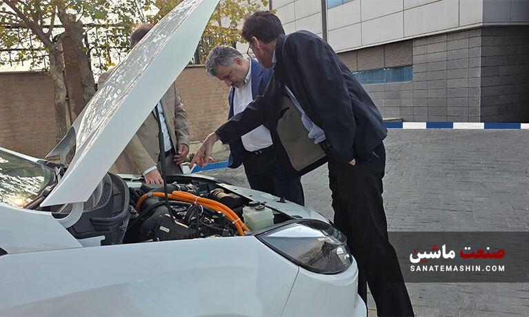 بازدید مدیر عامل کرمان موتور از سدان هیبرید ملی ایگل