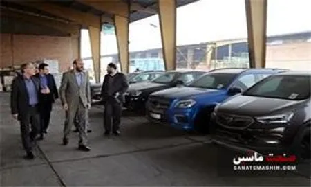 تعیین تکلیف 56 خودروی انباشتی در انبار متروکه گمرک