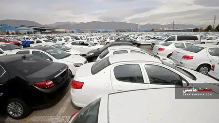 واکنش بازار خودرو به دلار 200 هزار تومانی
