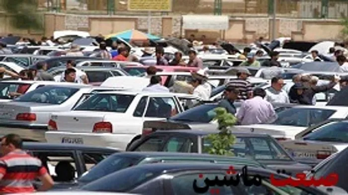 جدول/ قیمت خودرو در بازار آزاد پنجم مرداد ۱۴۰۰