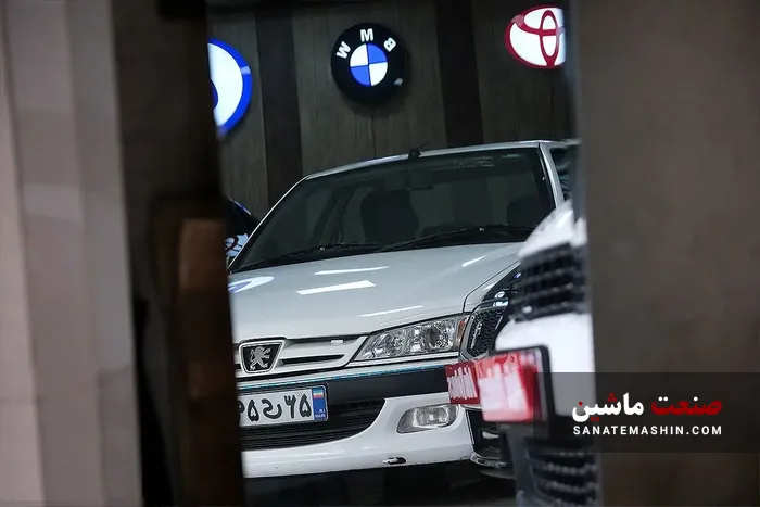 حمایت از خانواده نباید به برهم خوردن تعادل بازار خودرو منجر شود
