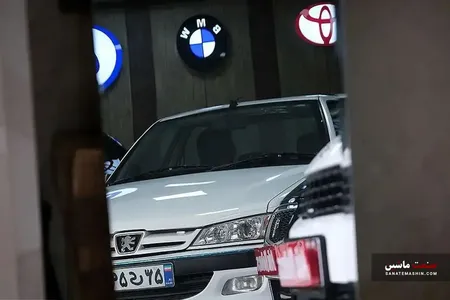 با احتکارکنندگان خودرو برخورد می‌شود