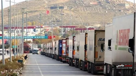 معطلی کامیون ها در مرزهای غربی و افتضاح اطلاع رسانی دولت