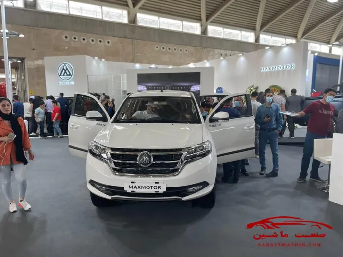 استقبال کم نظیر از غرفه مکث موتور در نمایشگاه خودرو +تصاویر