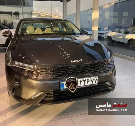 آغاز تحویل نخستین سری محصولات K5 کوشا خودرو